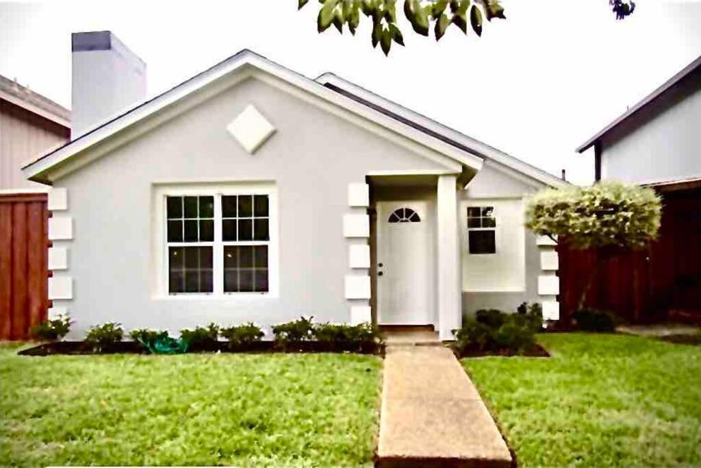 2 Bedroom Luxury Home.. Wooden Floors And Ceilings Dallas Exterior foto